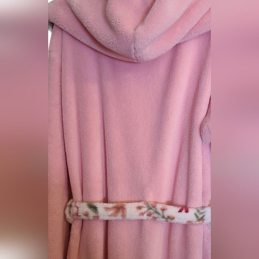 Lupilu Robe Soft Plush Pink With Floral Trim And Tie Belt Girls sz L/XL - Picture 9 of 11